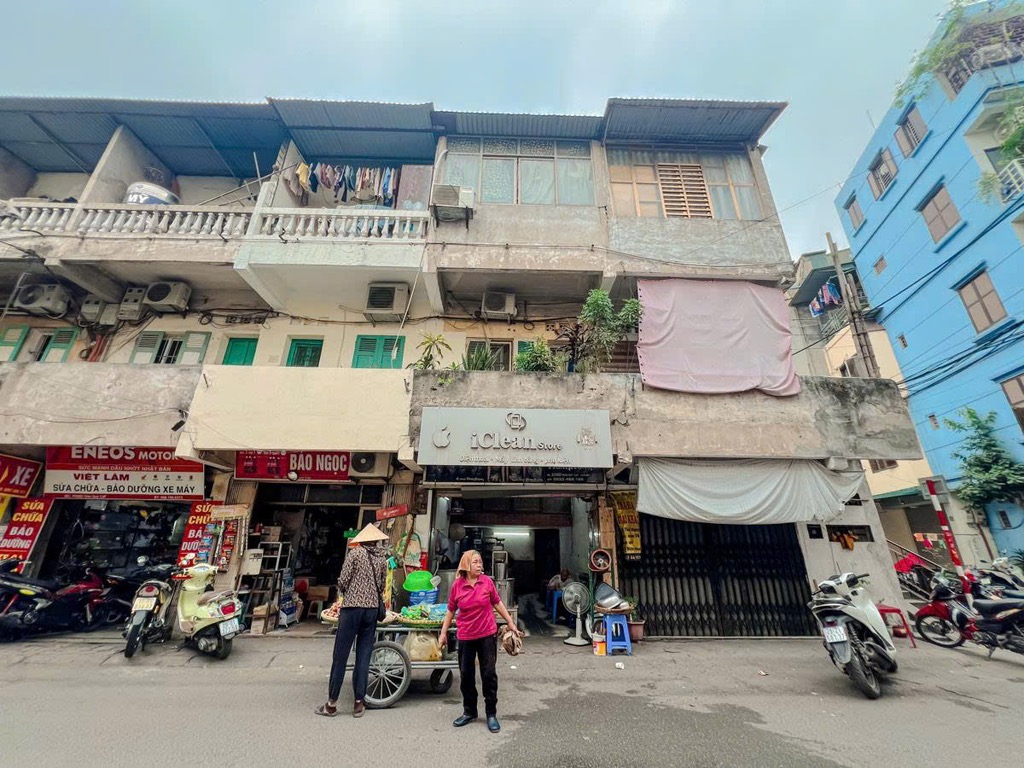 Bán nhà Trần Quý Cáp - diện tích 19,6m2 1 tầng - Mặt phố kinh doanh sầm uất - giá 5,9 tỷ