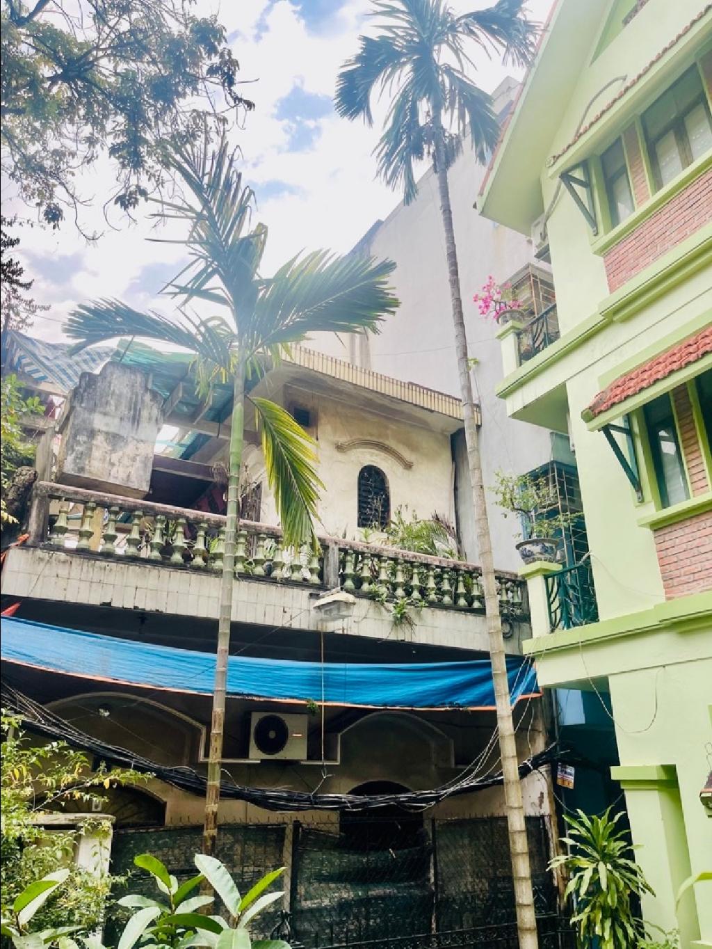 Bán nhà Thống Nhất - diện tích 118m2 3 tầng - Gần phố, thoáng trước sau - giá 18 tỷ