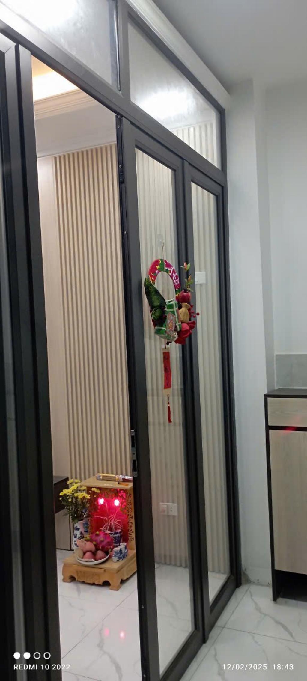 Bán nhà Đông Thiên - 28m2 5 tầng - ô tô đỗ cổng, full nội thất - giá 5,98 tỷ Bán nhà Đông Thiên - 28m2 5 tầng - ô tô đỗ cổng, full nội thất - giá 5,98 tỷ