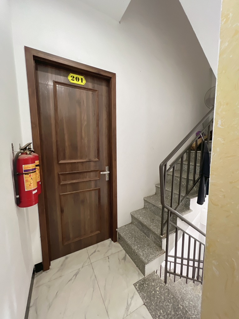 Bán nhà Bùi Xương Trạch - diện tích 44.1m2 6 tầng - Ngõ rộng rãi, gần ô tô - giá 12,7 tỷ