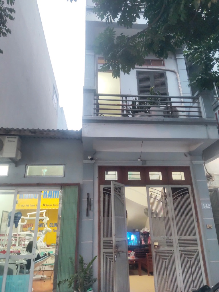 Bán nhà mặt phố Thanh Am, Q. Long Biên, diện tích 77m2 x 4 tầng | Giá 26 tỷ