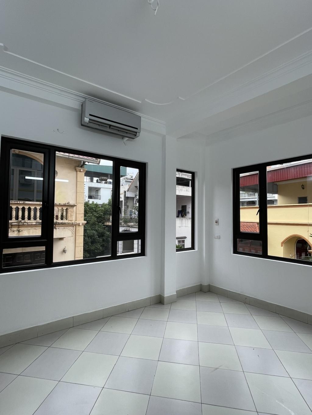 Bán nhà Tây Trà - diện tích 41m2 5 tầng - LÔ GÓC - Ô TÔ - NGÕ THÔNG - giá 9,1 tỷ