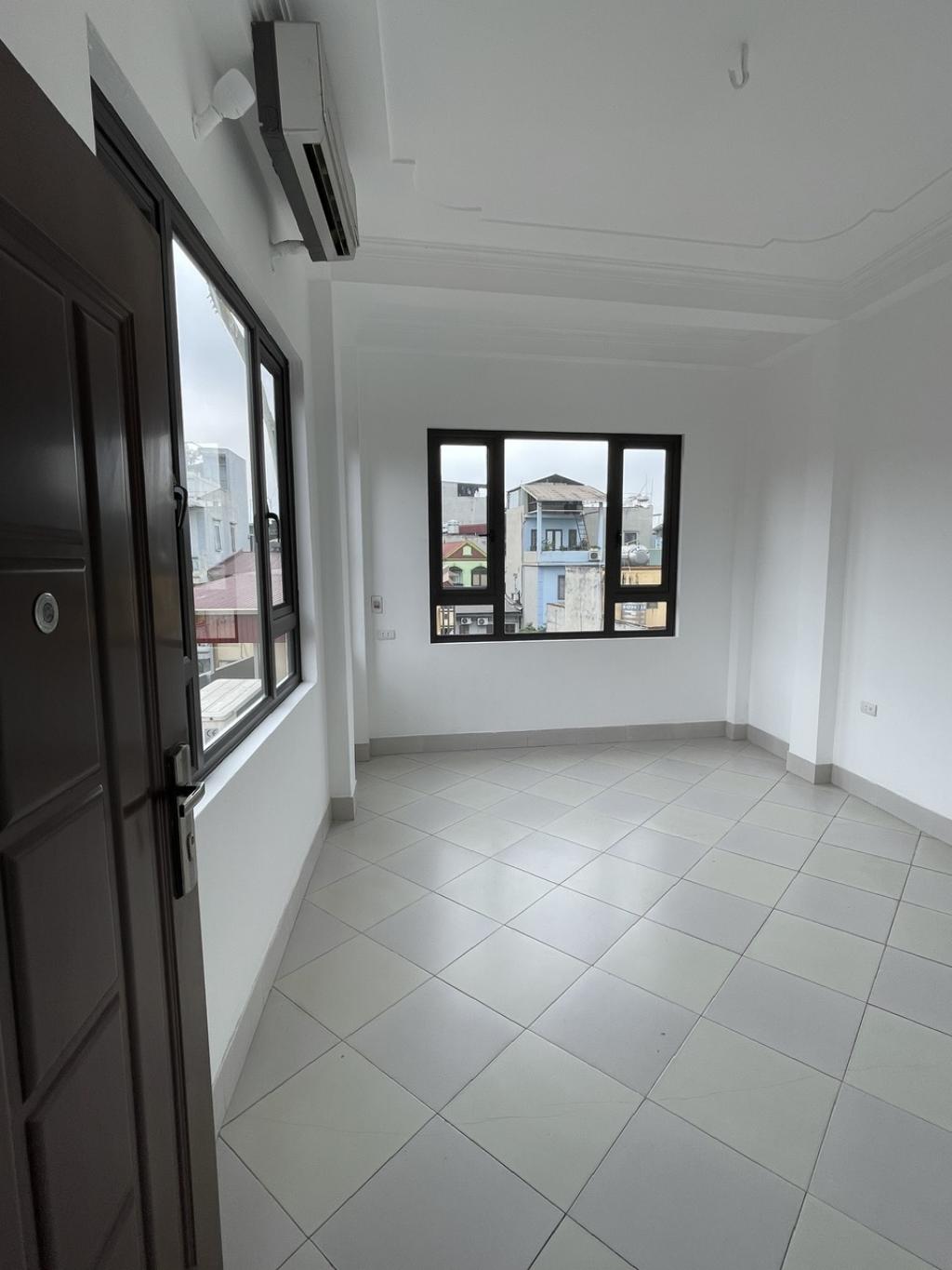 Bán nhà Tây Trà - diện tích 41m2 5 tầng - LÔ GÓC - Ô TÔ - NGÕ THÔNG - giá 9,1 tỷ