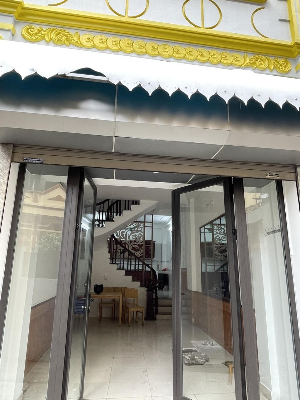 Bán nhà Tây Trà - diện tích 41m2 5 tầng - LÔ GÓC - Ô TÔ - NGÕ THÔNG - giá 9,1 tỷ