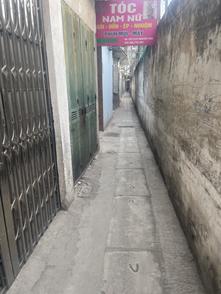 Bán nhà Nguyễn Trãi - diện tích 48.6m2 4 tầng - gần ô tô - giá 5,5 tỷ