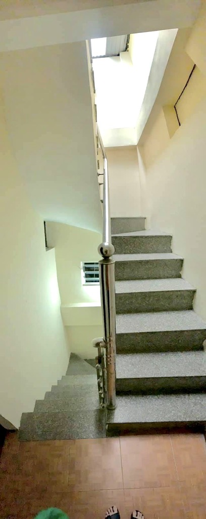 Bán nhà Nguyễn Trãi - diện tích 48.6m2 4 tầng - gần ô tô - giá 5,5 tỷ