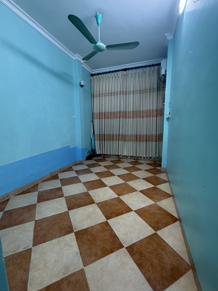 Bán nhà ngõ 221 Tôn Đức Thắng - 19m2 x 4 tầng - ô tô đỗ cửa, kinh doanh tốt - giá 6.34 tỷ