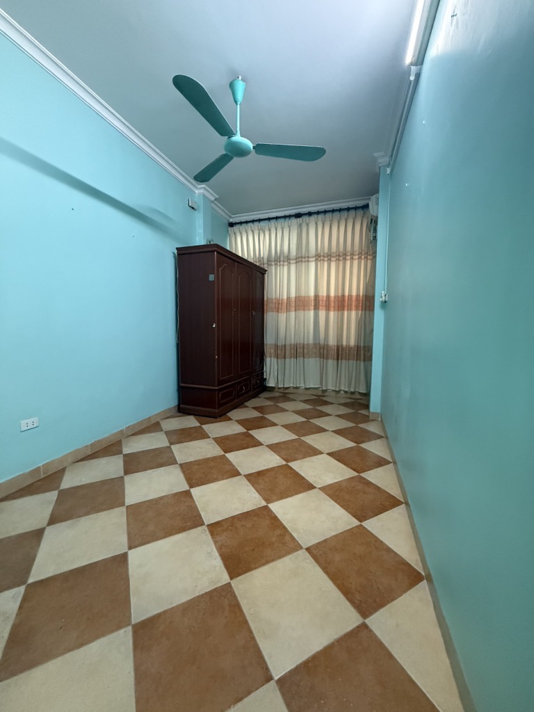 Bán nhà ngõ 221 Tôn Đức Thắng - 19m2 x 4 tầng - ô tô đỗ cửa, kinh doanh tốt - giá 6.34 tỷ