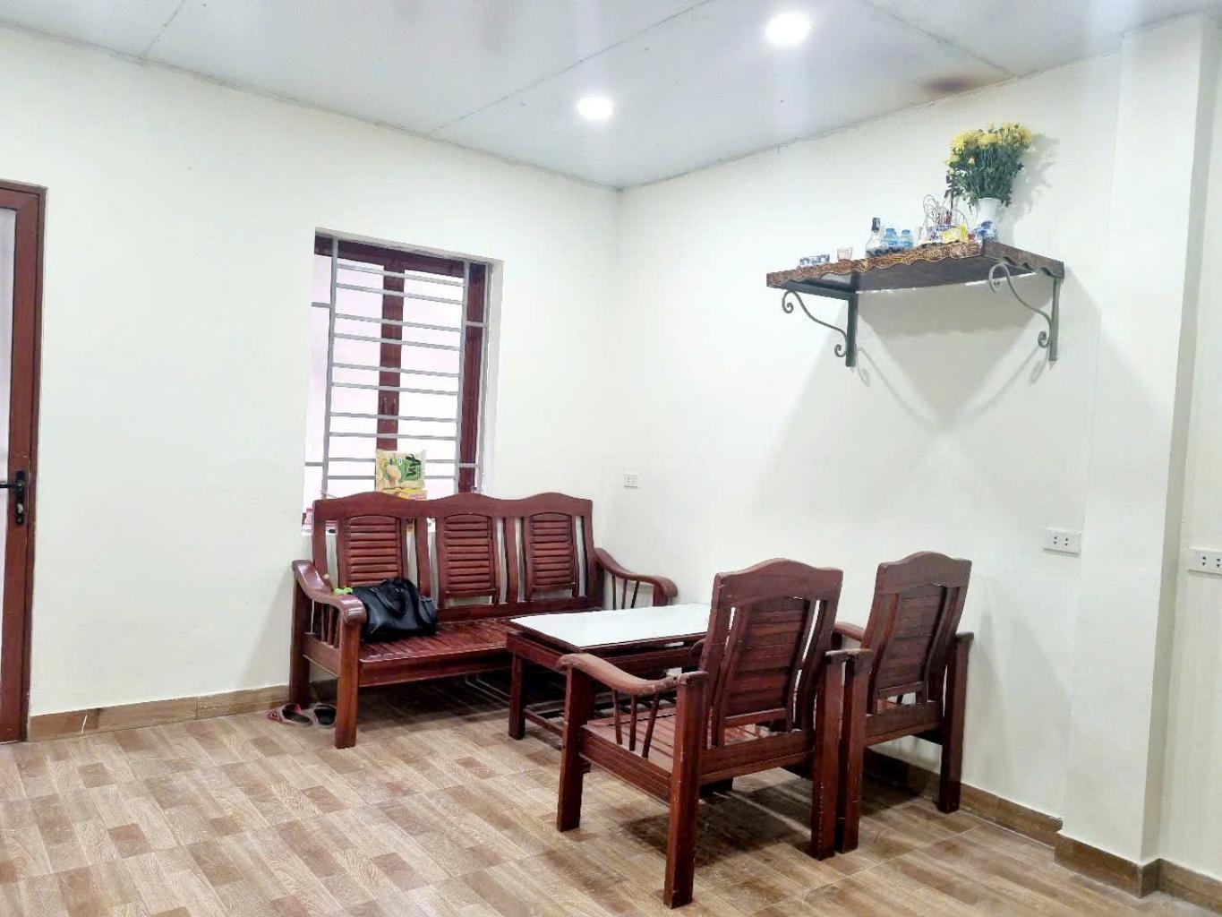 Bán nhà Giải Phóng - diện tích 33,9m2 3 tầng - Nhà cho thuê 6 triệu/tháng - giá 3,1 tỷ