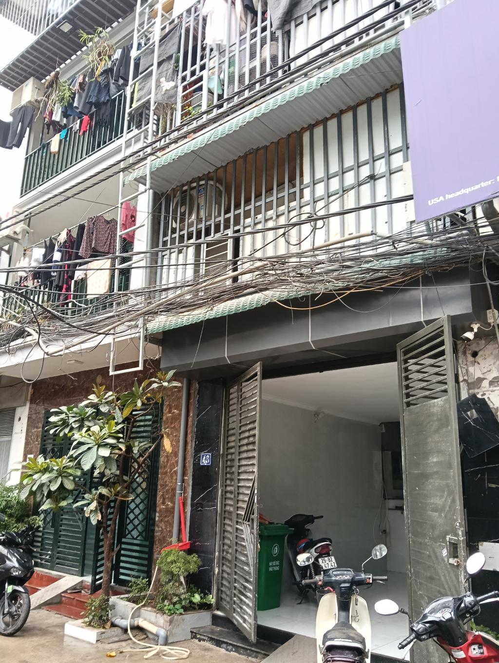 Bán nhà Nguyễn Xiển - diện tích 50m2 4 tầng - Ô TÔ TRÁNH NHAU - giá 5,2 tỷ