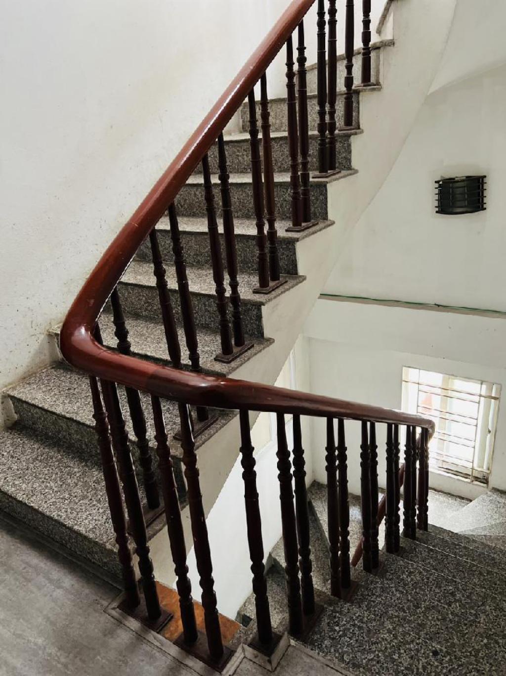 Bán nhà Kim Giang - diện tích 60m2 5 tầng - ô tô tránh - giá 17,2 tỷ