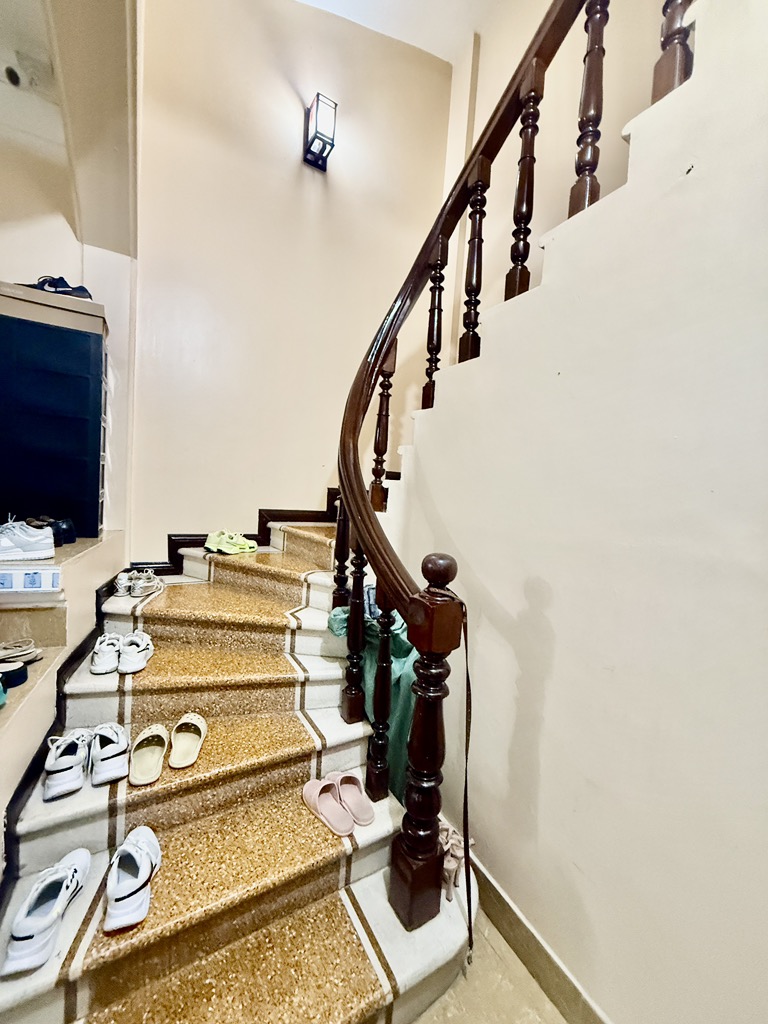 Bán nhà Trần Khát Chân - diện tích 34,5m2 6 tầng - Ô tô tránh - giá 18,5 tỷ