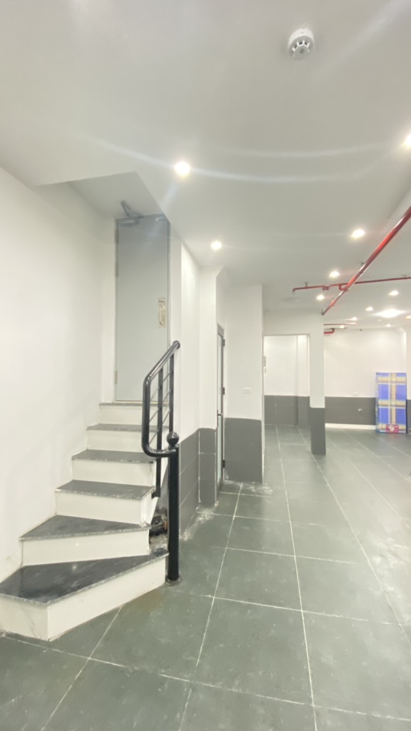 Bán nhà Lĩnh Nam - diện tích 63.2m2 7 tầng - CCMN mới tinh, 14 phòng khép kín - giá 16,6 tỷ