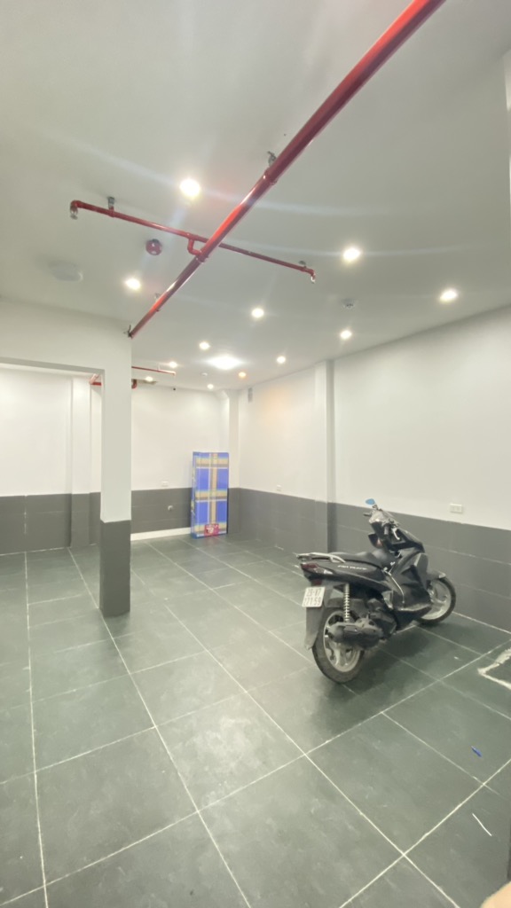 Bán nhà Lĩnh Nam - diện tích 63.2m2 7 tầng - CCMN mới tinh, 14 phòng khép kín - giá 16,6 tỷ