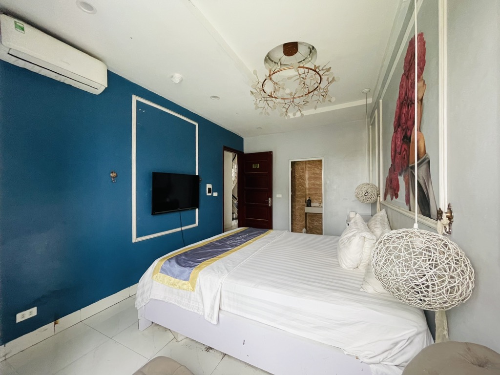 Bán nhà Hoàng Đạo Thành - diện tích 60m2 7 tầng - Ô tô đỗ cửa - giá 22 tỷ