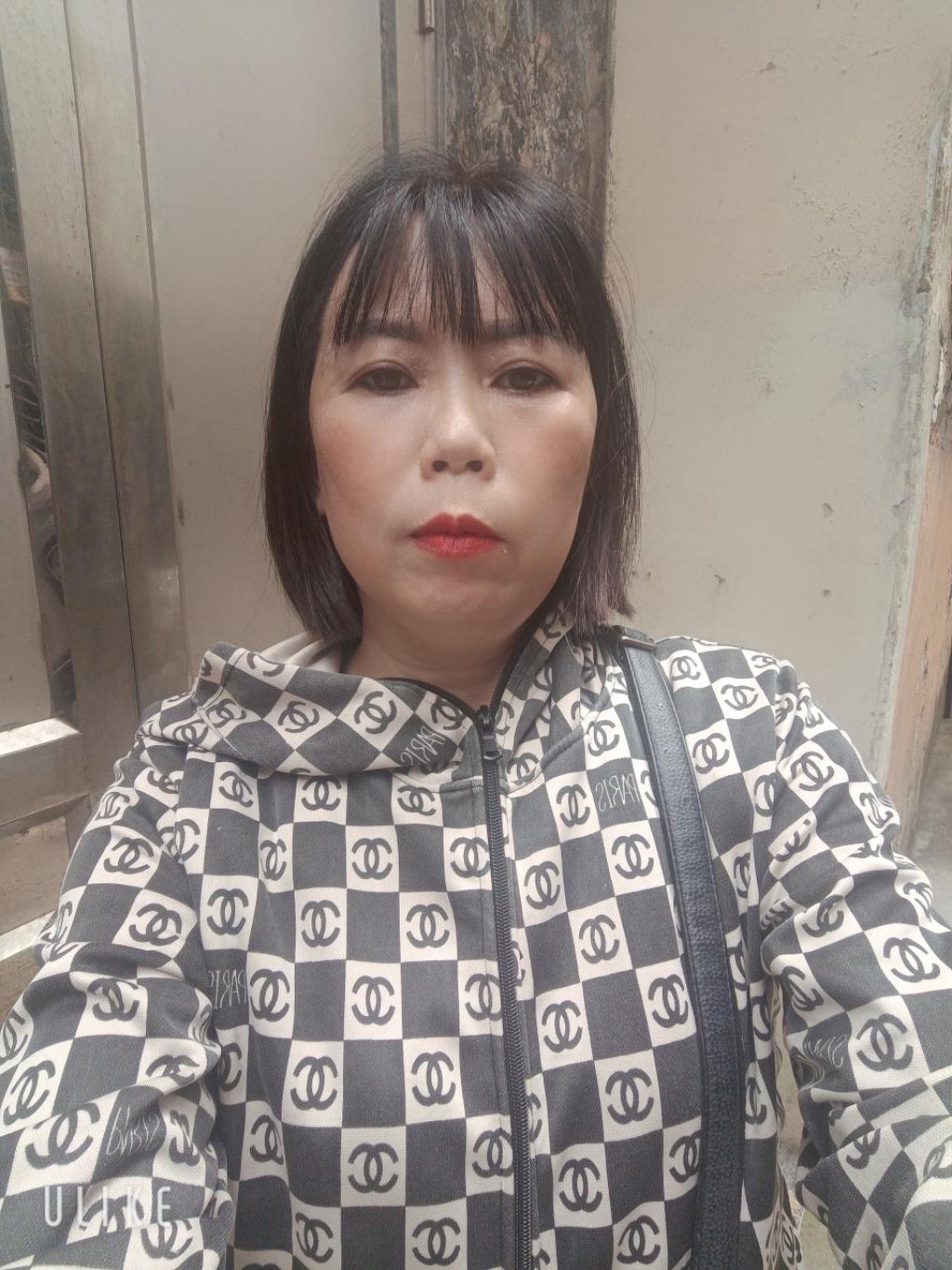 Bán nhà Khuất Duy Tiến - diện tích 20m2 2 tầng - Ô tô tránh - giá 2,8 tỷ