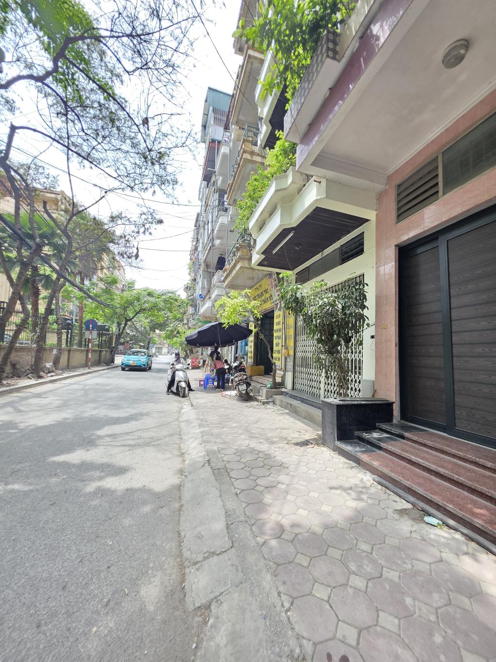 Bán nhà Nguyễn Văn Trỗi - diện tích 57m2 4 tầng - Nhà mặt phố 2 mặt tiền - giá 24 tỷ