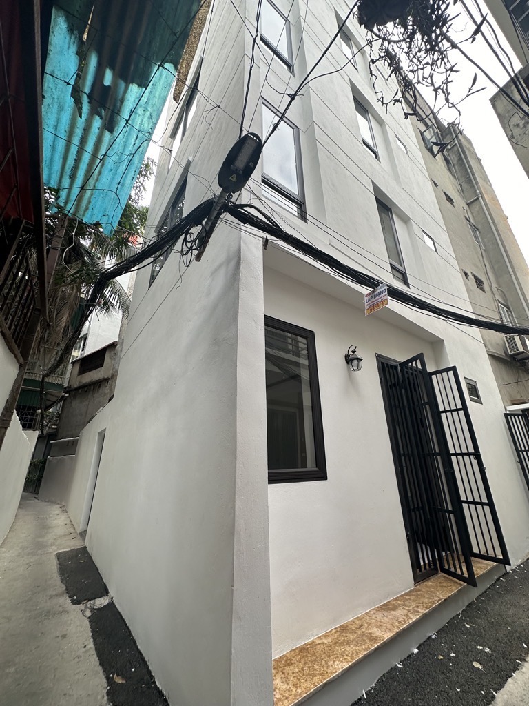 Bán nhà Đường Láng - diện tích 62m2 5 tầng - Nhà mới tinh, hiếm - giá 12 tỷ