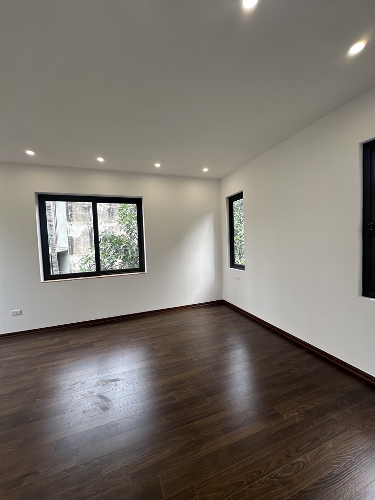 Bán nhà Đường Láng - diện tích 62m2 5 tầng - Nhà mới tinh, hiếm - giá 12 tỷ