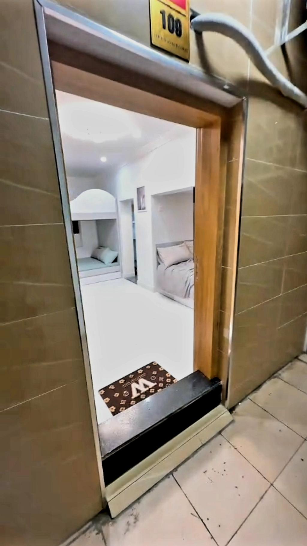 Bán nhà Triều Khúc - 32m2 - 2 ngủ - nội thất xịn - giá 1.75 tỷ
