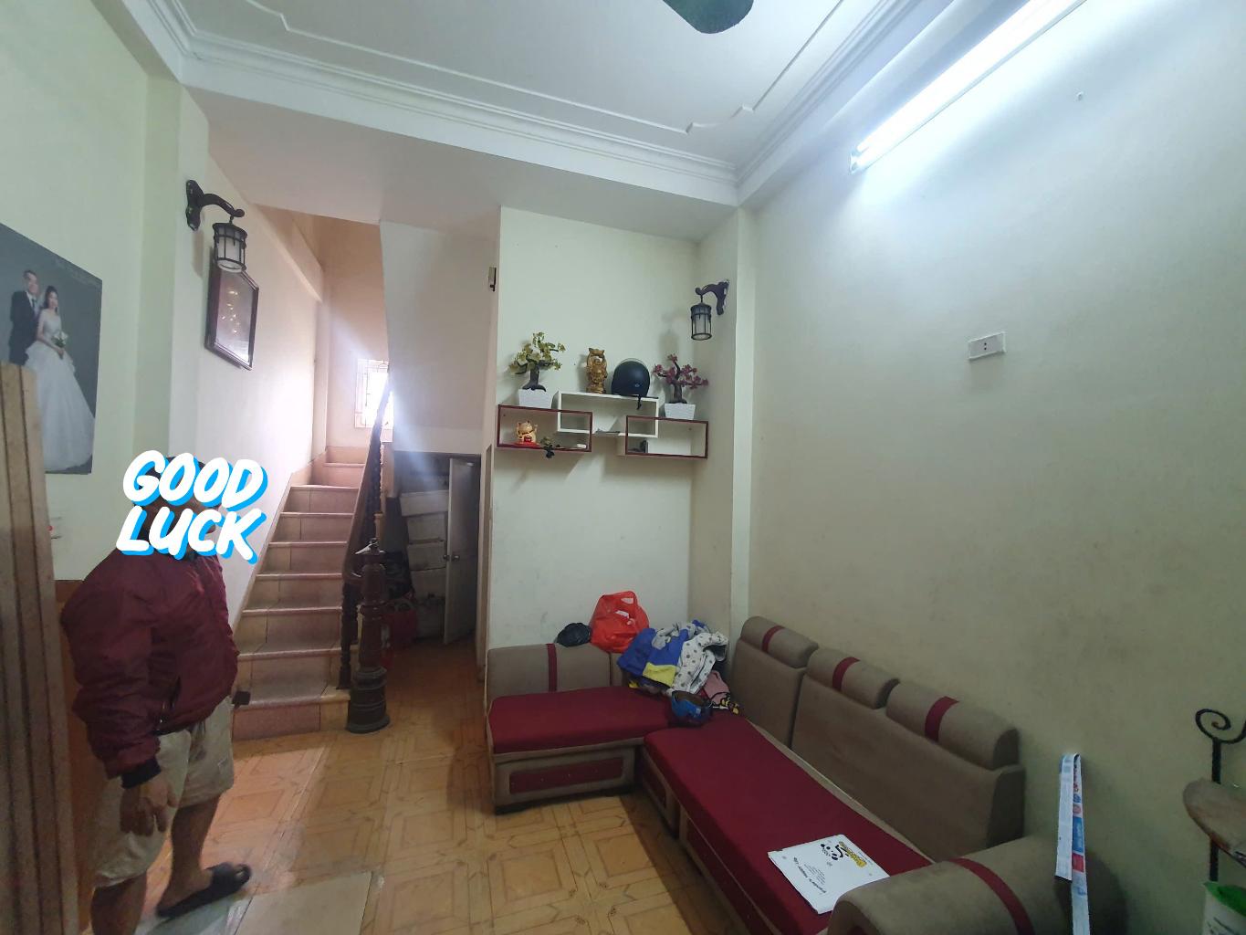 Bán nhà Giải phóng - diện tích 20,5m2 4 tầng - Nhà 2 thoáng, tặng nội thất - giá 4,4 tỷ