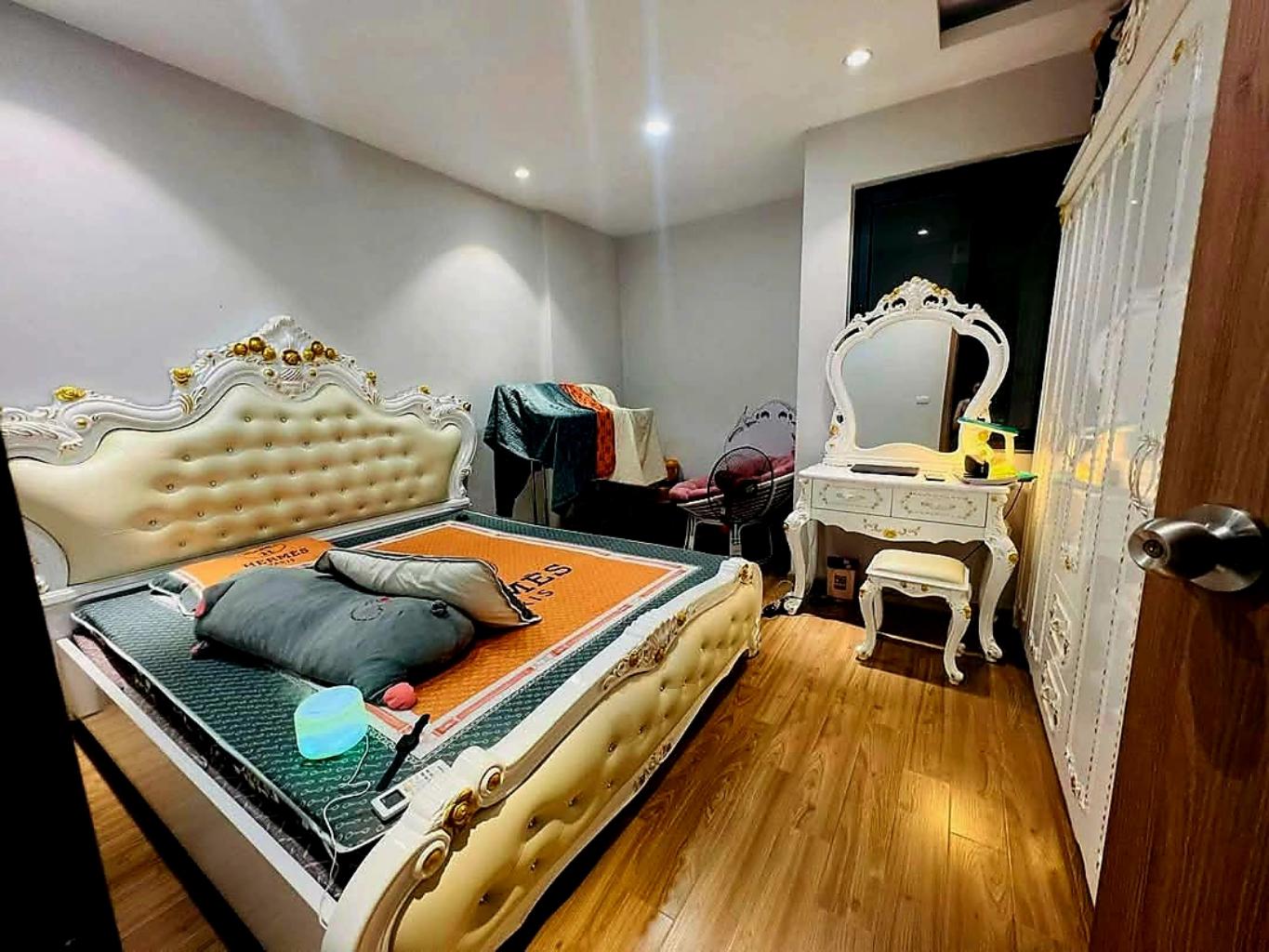 Bán nhà Khương Trung - diện tích 50.7m2 5 tầng - SIÊU PHẨM NHÀ ĐẸP - giá 12 tỷ