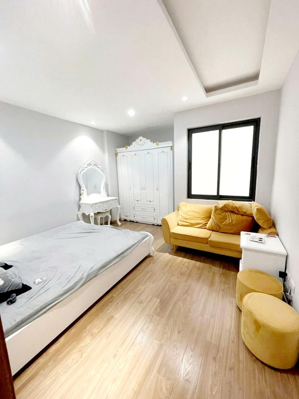 Bán nhà Khương Trung - diện tích 50.7m2 5 tầng - SIÊU PHẨM NHÀ ĐẸP - giá 12 tỷ