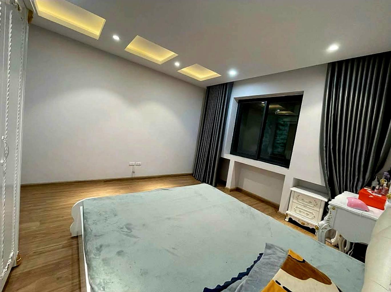 Bán nhà Khương Trung - diện tích 50.7m2 5 tầng - SIÊU PHẨM NHÀ ĐẸP - giá 12 tỷ