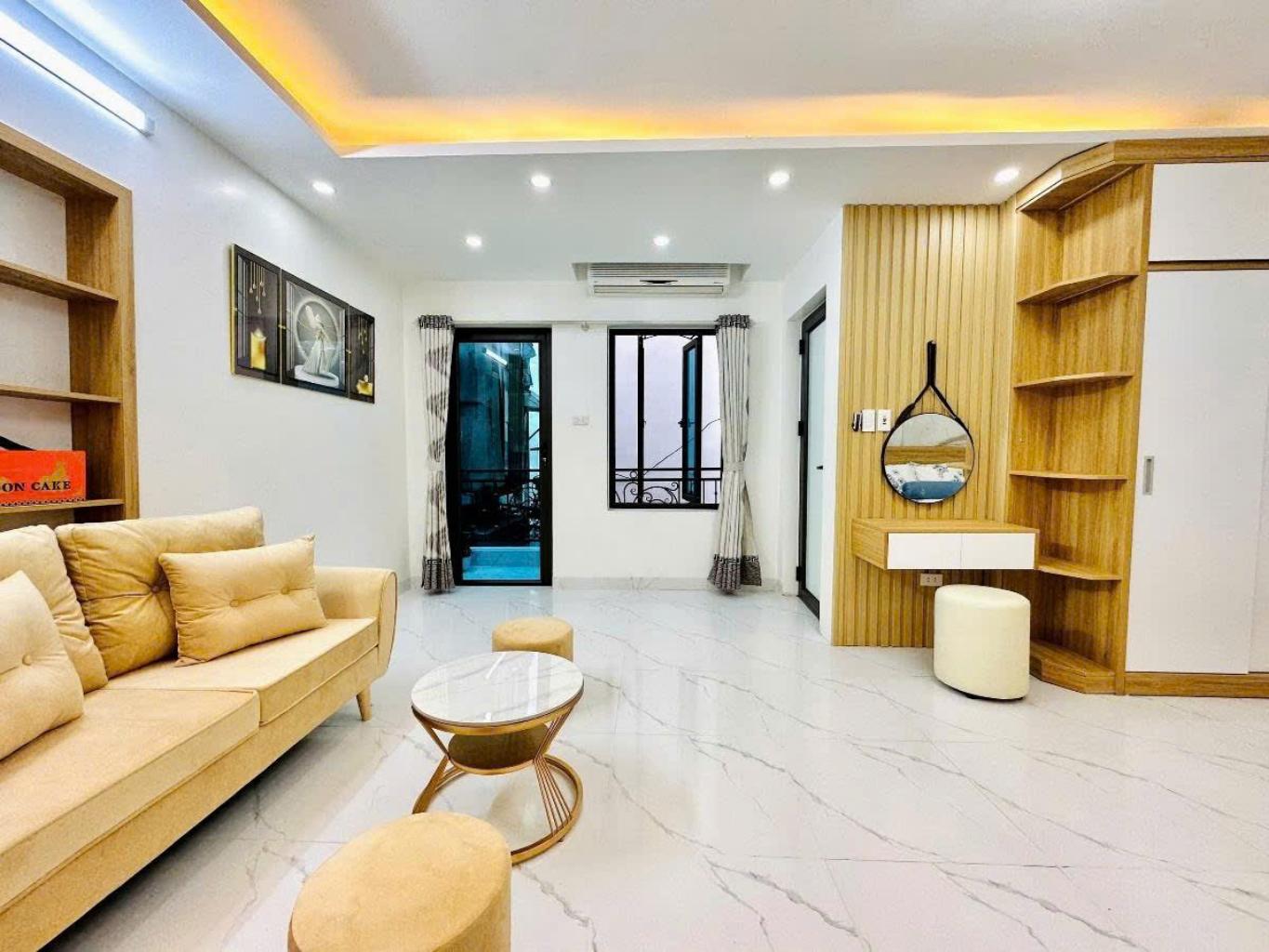 Bán nhà Minh Khai - diện tích 49m2 4 tầng - gần ô tô - giá 9,3 tỷ