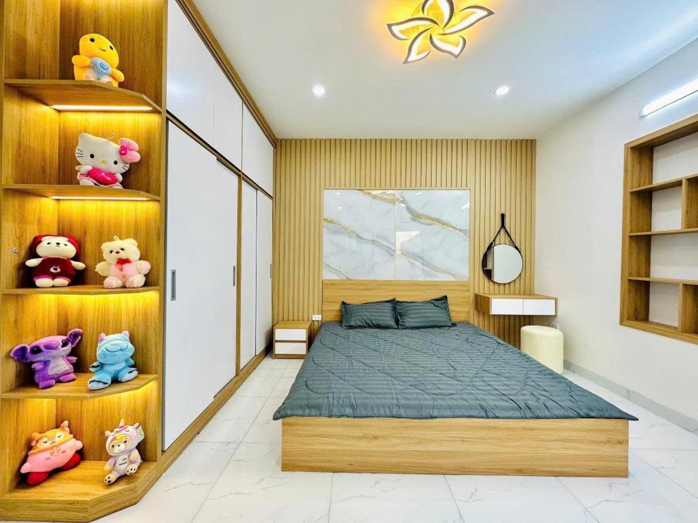 Bán nhà Minh Khai - diện tích 49m2 4 tầng - gần ô tô - giá 9,3 tỷ