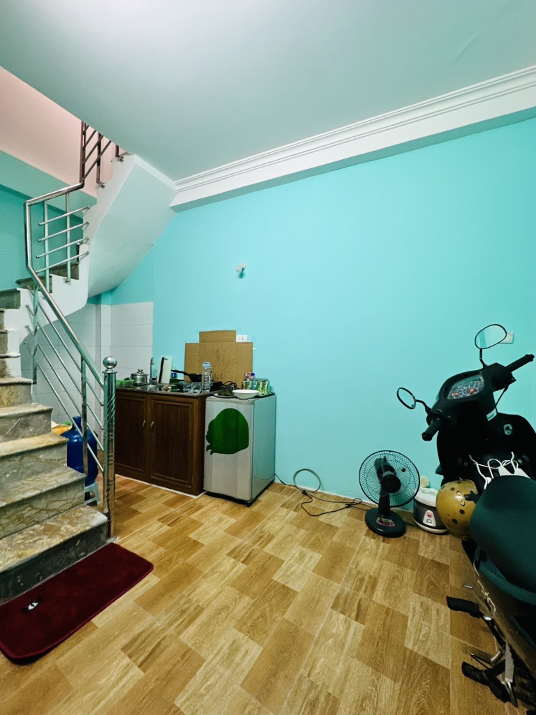 Bán nhà Hòa Bình - diện tích 12m2 4 tầng - Khung cột - giá 3,8 tỷ