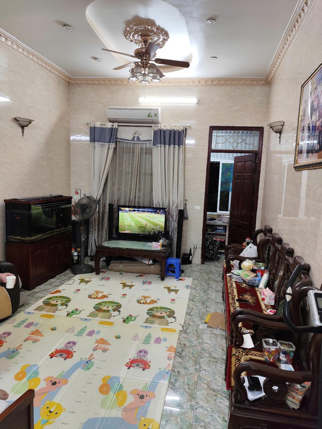 Bán nhà Bùi Xương Trạch - diện tích 71.2m2 3 tầng - Mặt phố sầm uất - giá 14 tỷ