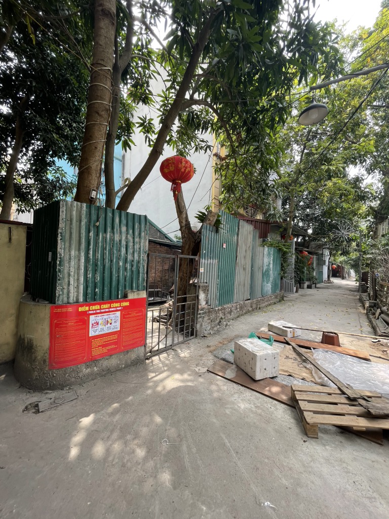 Bán nhà Định Công - diện tích 135m2 1 tầng - Ô tô đỗ cửa - giá 17 tỷ