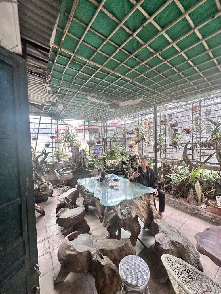 Bán nhà Thịnh Quang - diện tích 72m2 3 tầng - Lô góc, ngõ rộng - giá 12,8 tỷ