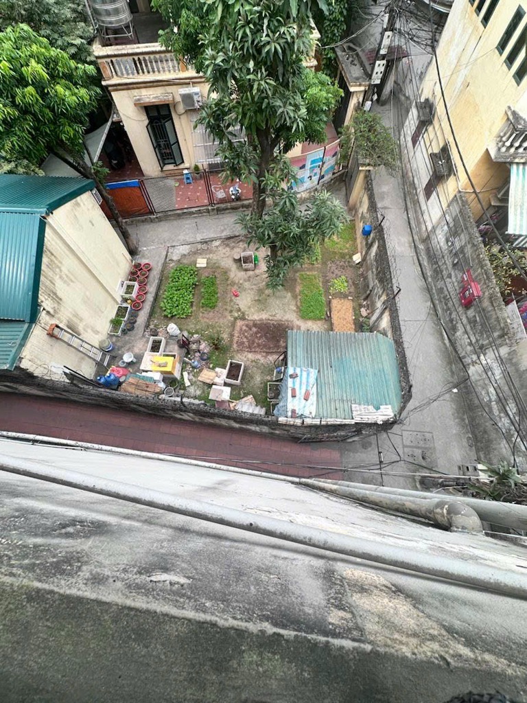 Bán nhà Thịnh Quang - diện tích 72m2 3 tầng - Lô góc, ngõ rộng - giá 12,8 tỷ