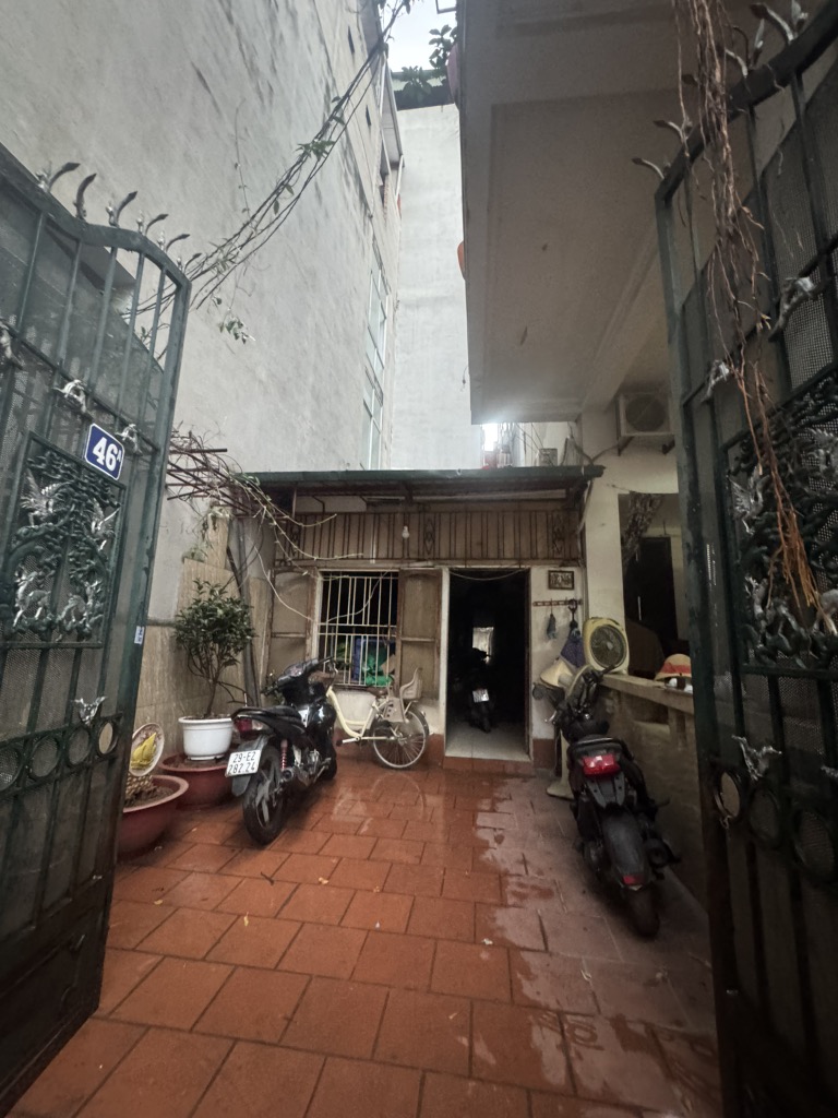 Bán nhà Thịnh Quang - diện tích 72m2 3 tầng - Lô góc, ngõ rộng - giá 12,8 tỷ