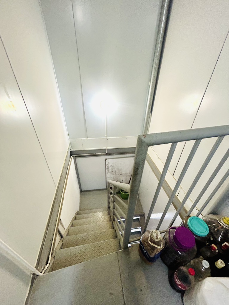 Bán nhà Minh Khai - diện tích 54.3m2 3 tầng - gần phố - giá 9,7 tỷ