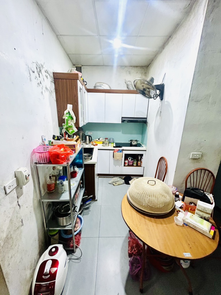 Bán nhà Minh Khai - diện tích 54.3m2 3 tầng - gần phố - giá 9,7 tỷ