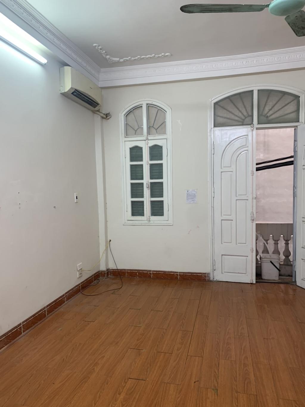 Bán nhà 47m2 5 tầng Láng Hạ - Giảng Võ - Thành Công - nhỉnh 15 tỷ, ô tô đỗ cửa