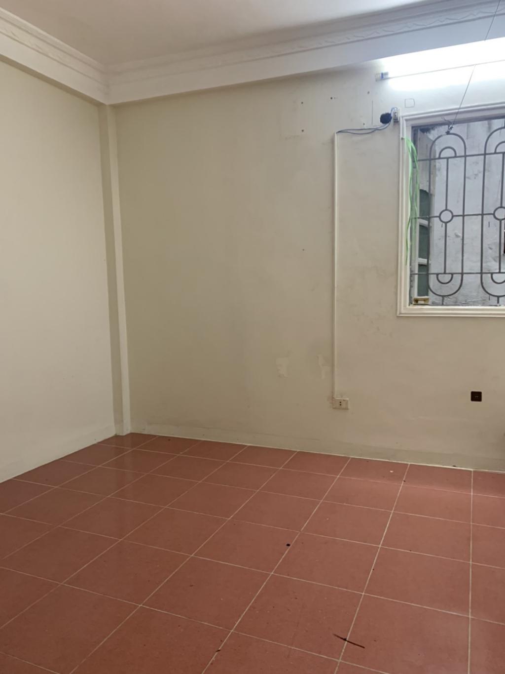 Bán nhà 47m2 5 tầng Láng Hạ - Giảng Võ - Thành Công - nhỉnh 15 tỷ, ô tô đỗ cửa