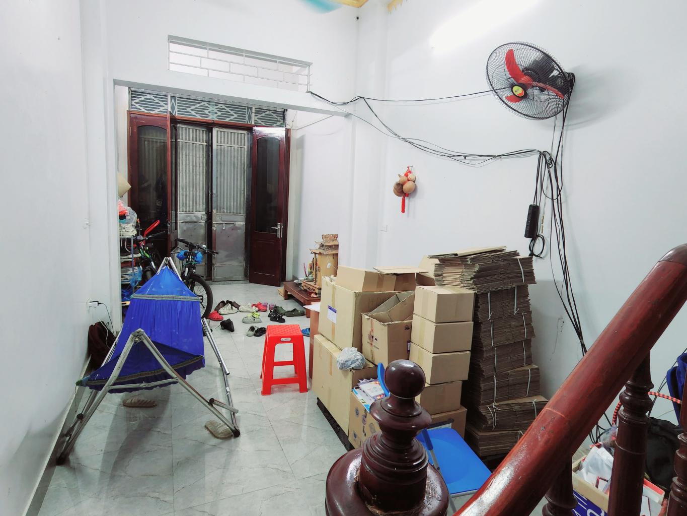 Bán nhà Vũ Hữu - 46m2 4 tầng - 2 mặt tiền thoáng sáng - móng 5 tầng chắc chắn - giá 7,3 tỷ