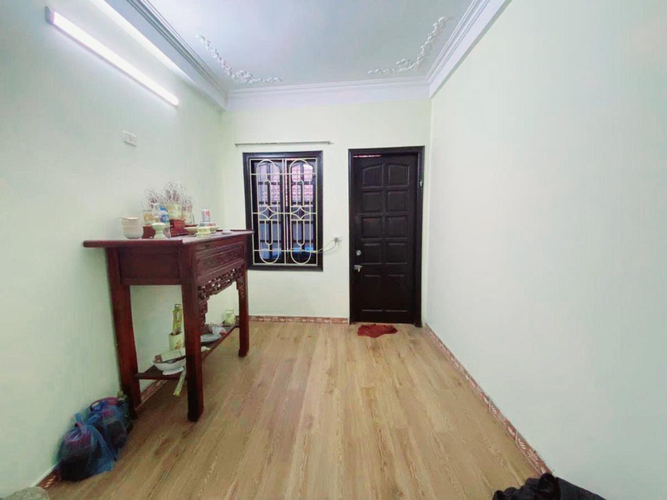 Bán nhà Vũ Hữu - 46m2 4 tầng - 2 mặt tiền thoáng sáng - móng 5 tầng chắc chắn - giá 7,3 tỷ