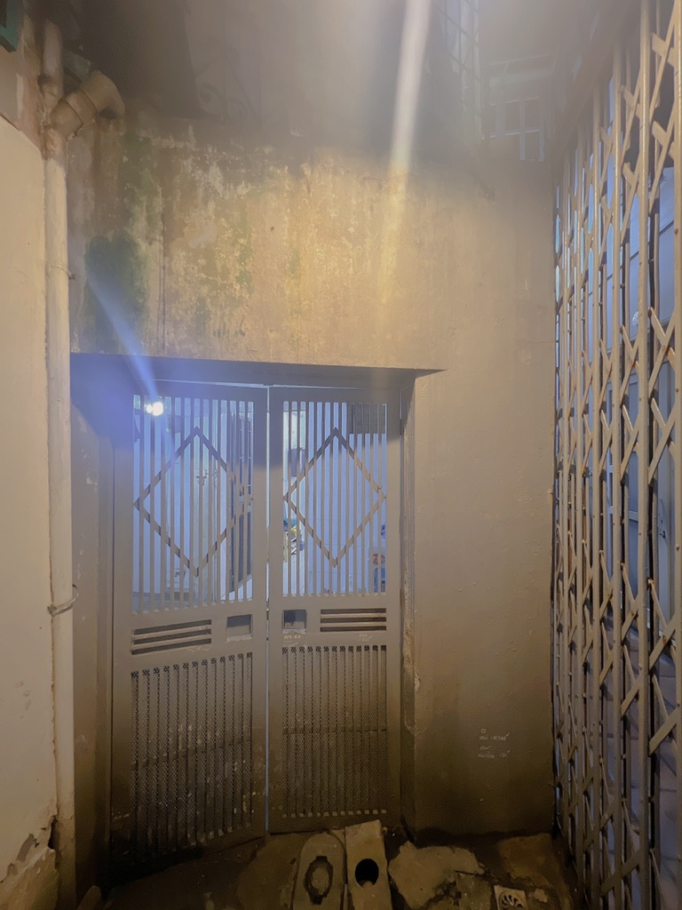 Bán nhà Cống Trắng - diện tích 20,4m2 3 tầng - LÕI ĐỐNG ĐA - giá 4,5 tỷ