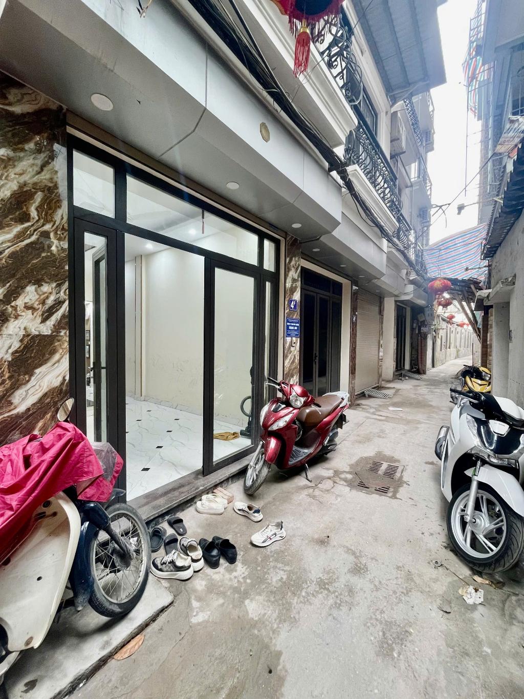 Bán nhà Ngọc Hồi - diện tích 36m2 4 tầng - mặt ngõ thông - giá 7,8 tỷ