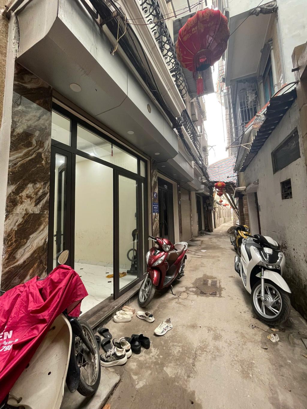 Bán nhà Ngọc Hồi - diện tích 36m2 4 tầng - mặt ngõ thông - giá 7,8 tỷ