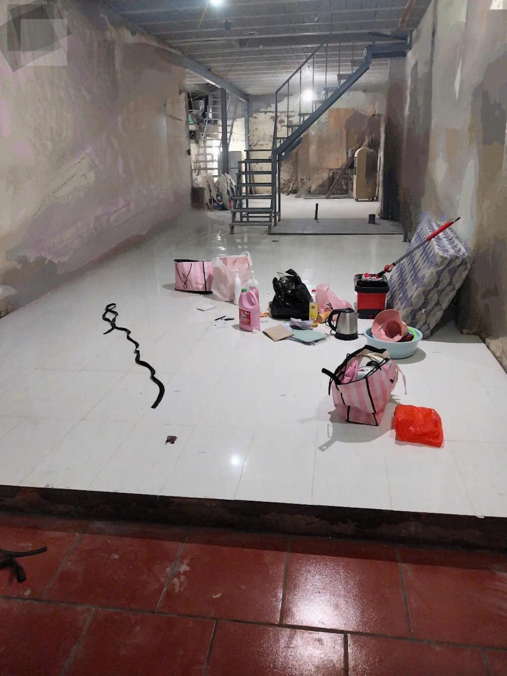 Bán nhà Bùi Xương Trạch - diện tích 139m2 2 tầng - Ô TÔ CHẠY VÒNG QUANH - giá 18 tỷ