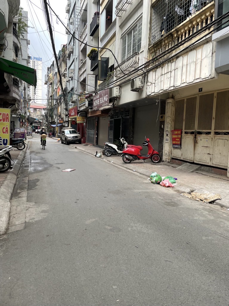 Bán nhà Kim Đồng - diện tích 56.1m2 5 tầng - Ô TÔ TRÁNH - giá 22,9 tỷ