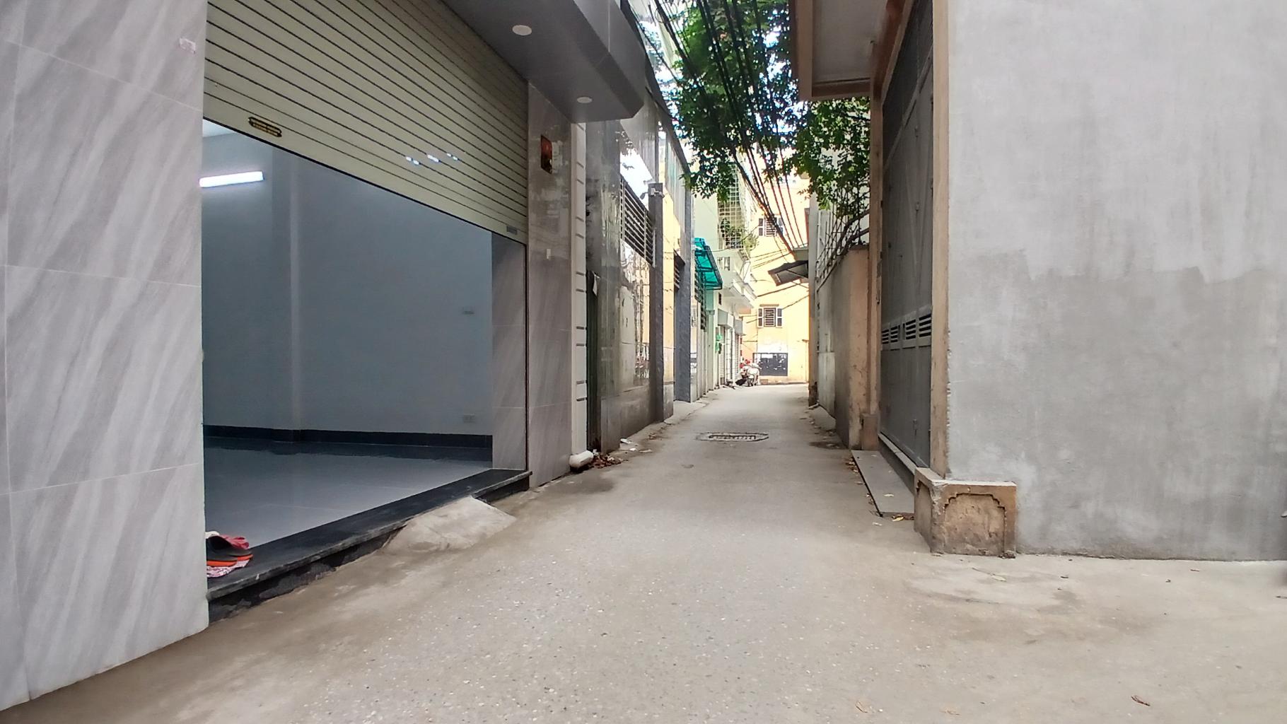 Bán nhà Giáp Nhị - diện tích 41m2 5 tầng - Mặt ngõ ô tô - giá 9,6 tỷ