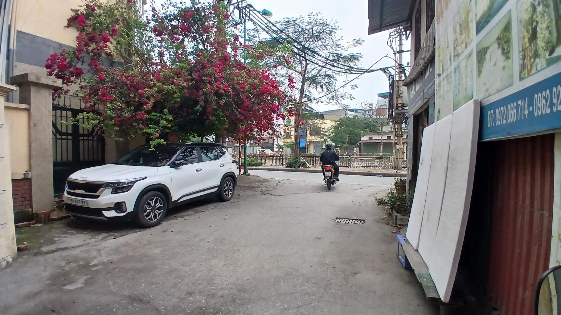 Bán nhà Giáp Nhị - diện tích 41m2 5 tầng - Mặt ngõ ô tô - giá 9,6 tỷ