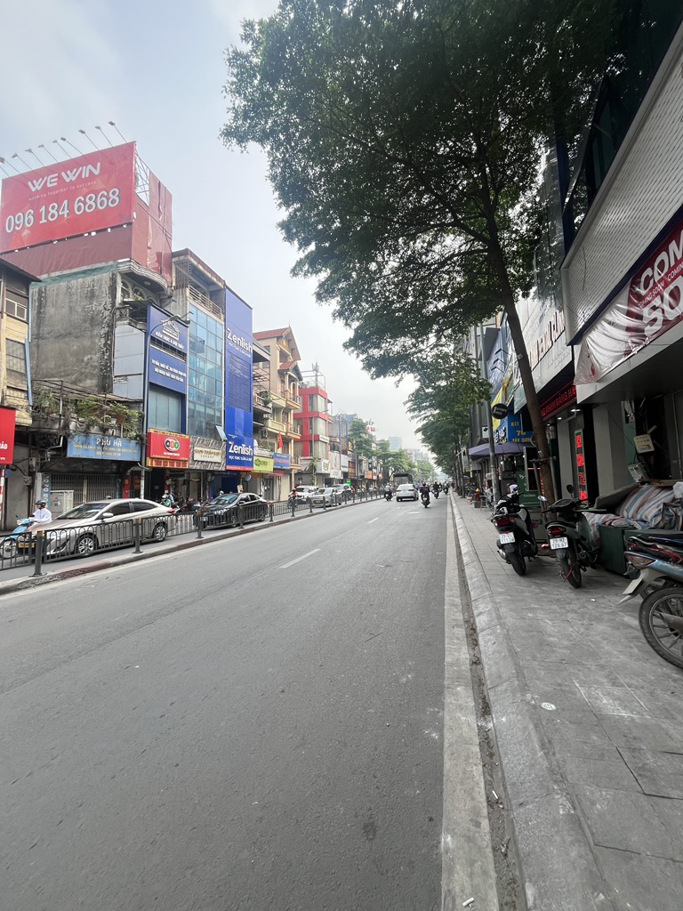 Bán nhà Tây Sơn - diện tích 33m2 2 tầng - Cực hiếm - giá 16 tỷ